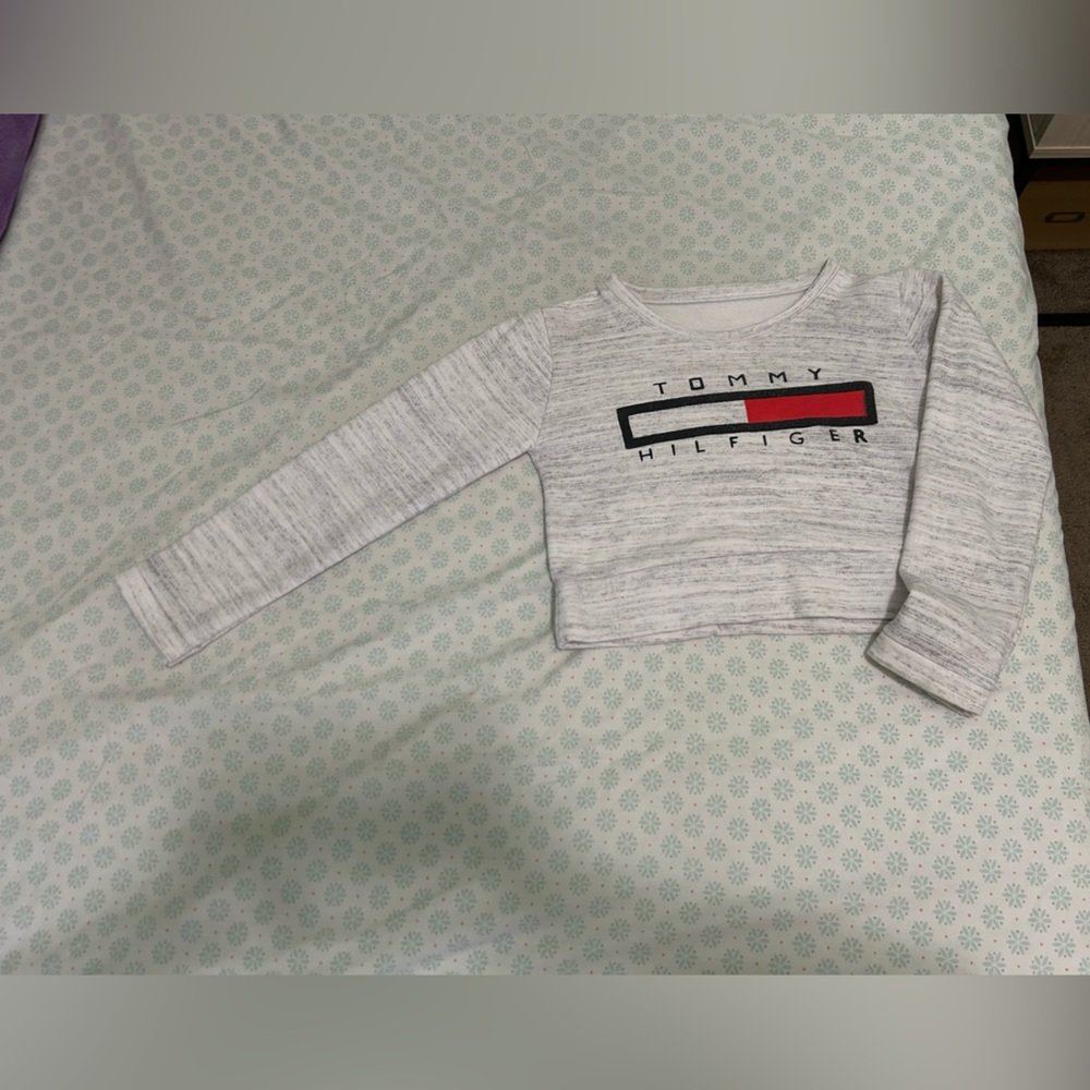 Tommy Hilfiger Light Gray Logo Crop Top
